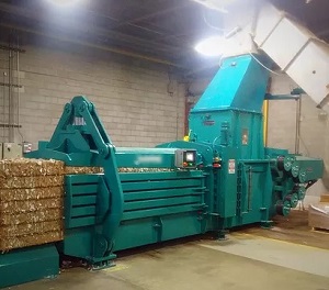 Choosing a Baler: Horizontal vs Vertical Balers